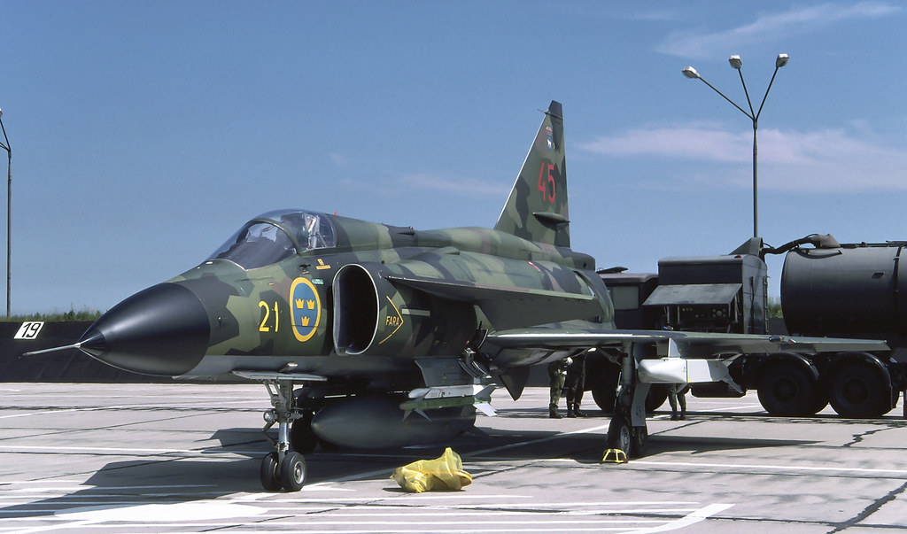AJS-37 Viggen